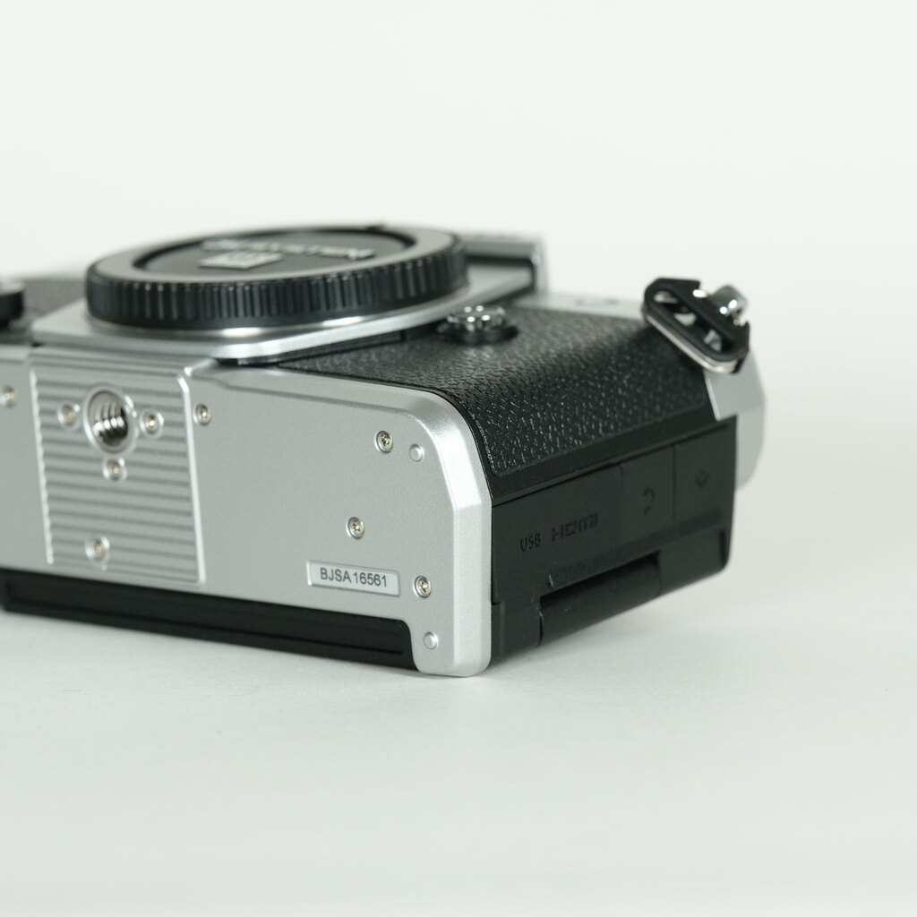 OM SYSTEM OM-3 OM SYSTEM OM-3