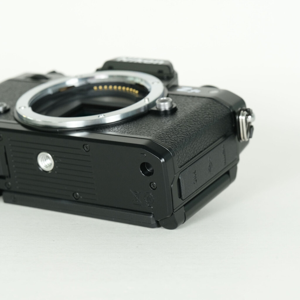 Nikon Z fcの出品 | ONE SCENE（ワンシーン）