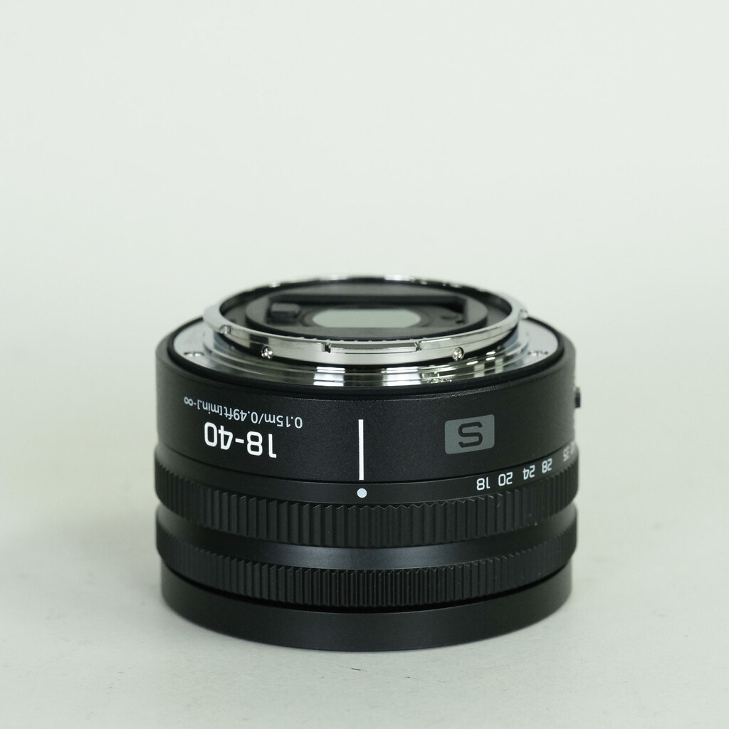 Panasonic LUMIX S 18-40mm F4.5-6.3