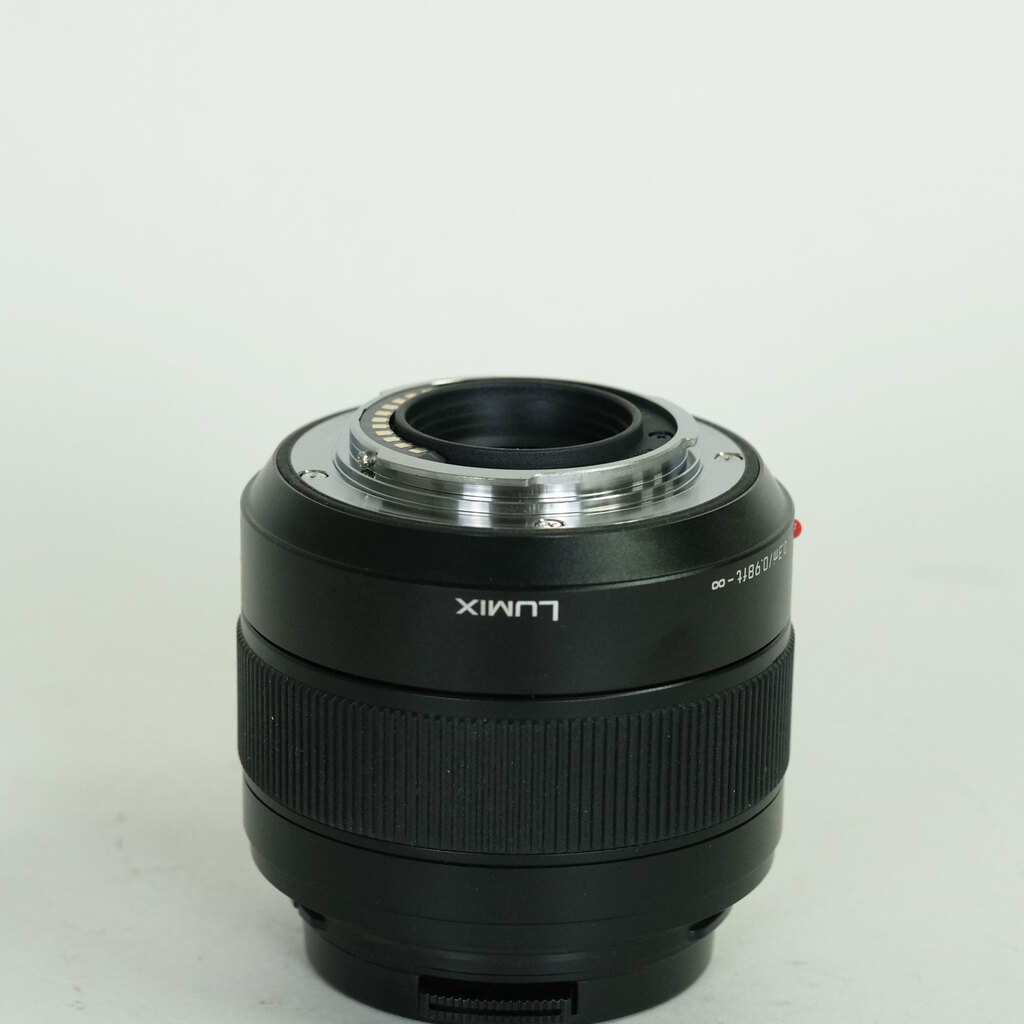 Panasonic LEICA DG SUMMILUX 25mm/F1.4 II ASPH.