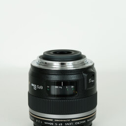 Canon EF-S60mm F2.8 マクロ USM