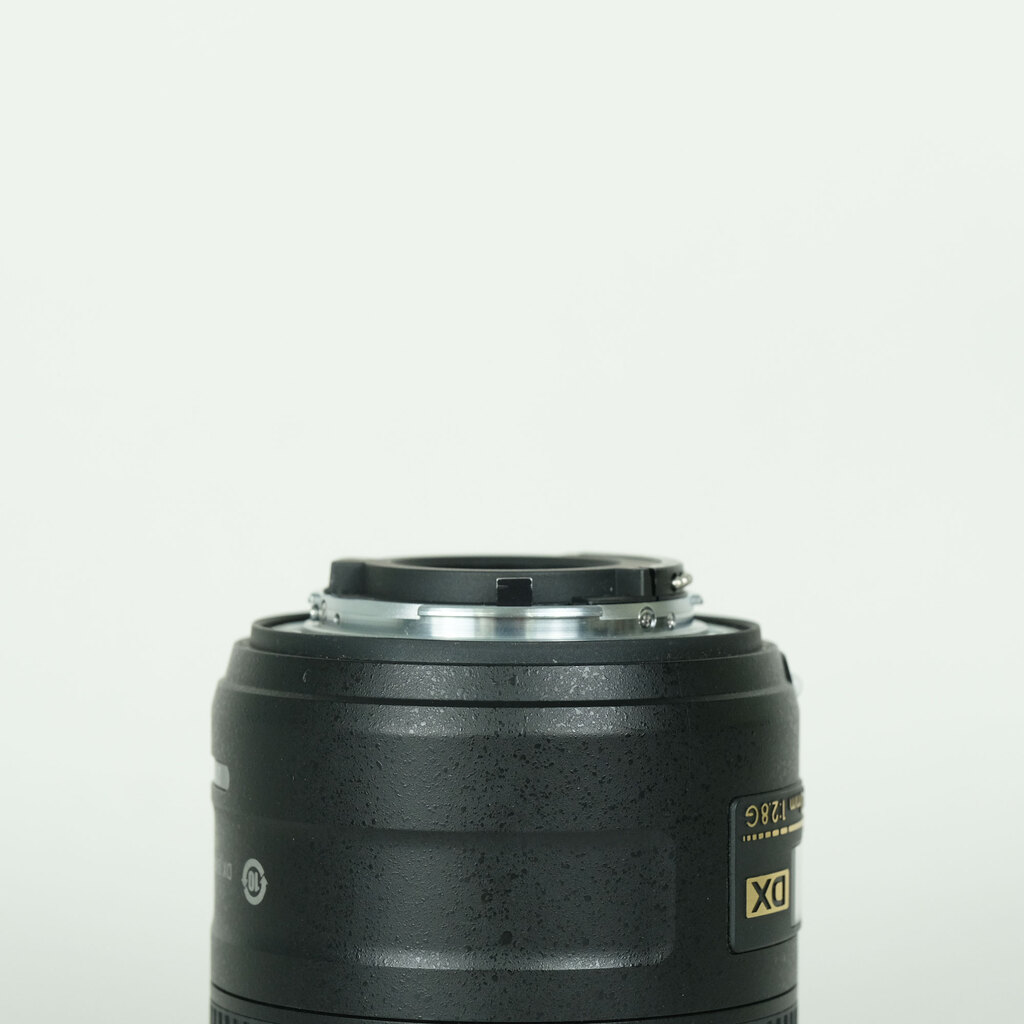 Nikon AF-S DX Micro NIKKOR 40mm f/2.8Gの出品 | ONE SCENE（ワンシーン）