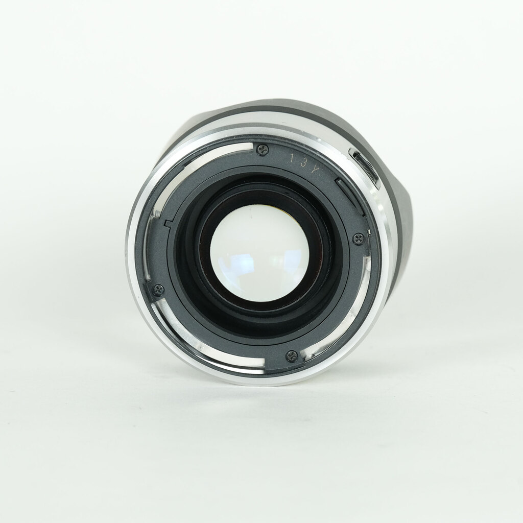 SONY E 16mm F2.8 SEL16F28