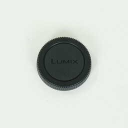 Panasonic LUMIX G VARIO 12-32mm / F3.5-5.6 ASPH. / MEGA O.I.S. Panasonic LUMIX G VARIO 12-32mm / F3.5-5.6 ASPH. / MEGA O.I.S.