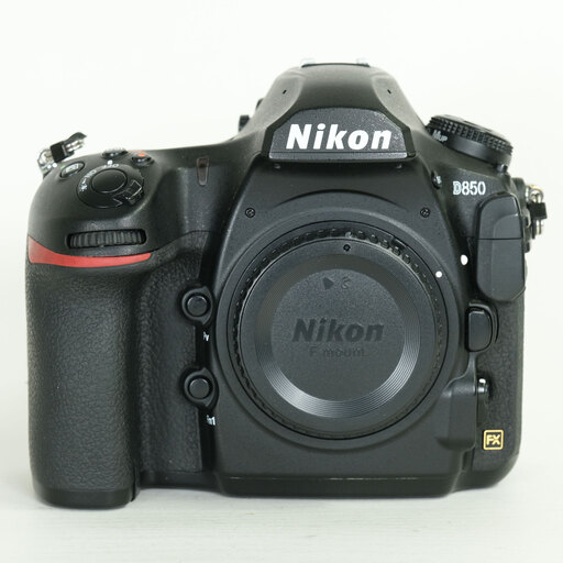 Nikon D850