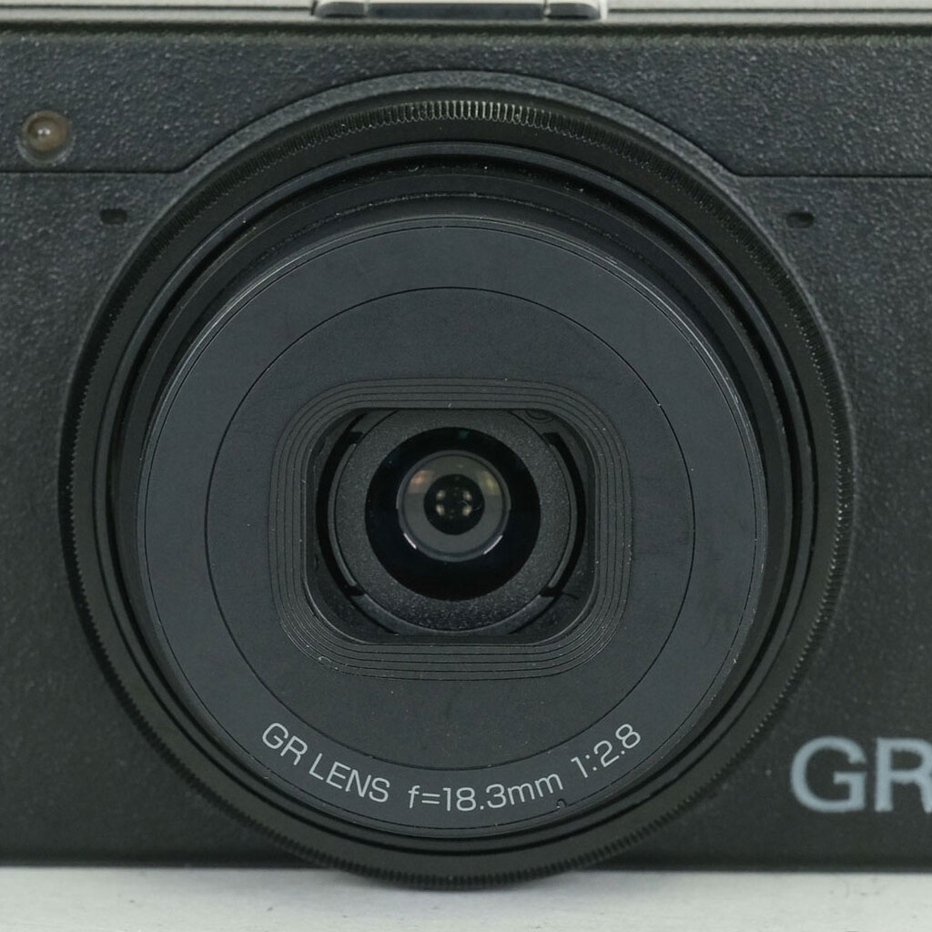 RICOH GR III