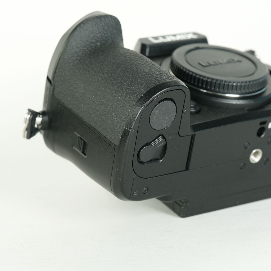 Panasonic LUMIX DC-GH6 Panasonic LUMIX DC-GH6