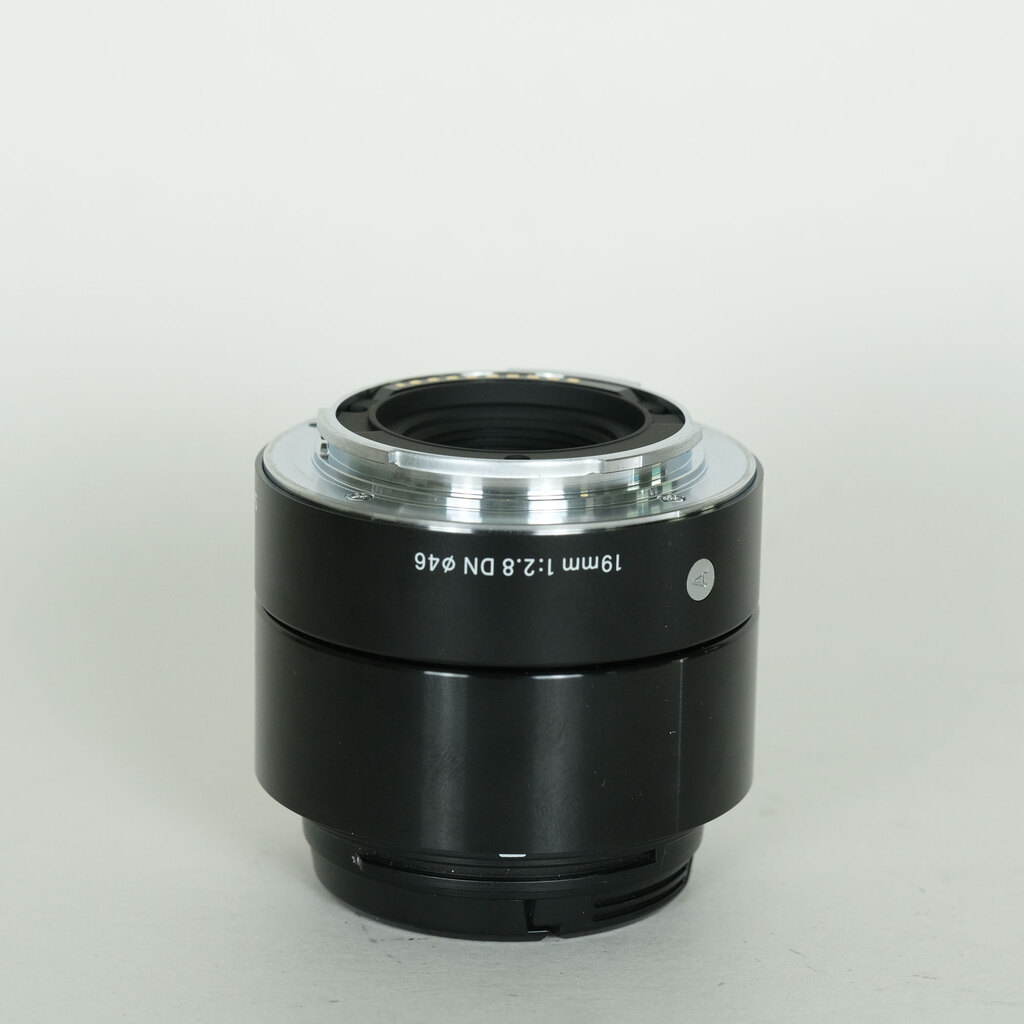 SIGMA A 19mm F2.8 DN (ソニーE用)　ブラック