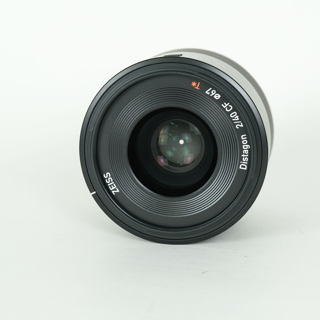Carl Zeiss Batis 2/40 CF [ソニーE用]の出品 | ONE SCENE（ワンシーン）