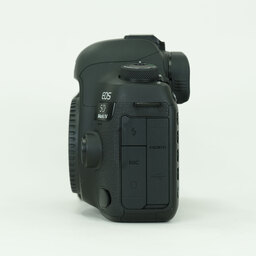 Canon EOS 5D Mark IV Canon EOS 5D Mark IV