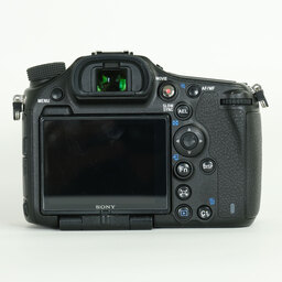 SONY α99II（ILCA-99M2）