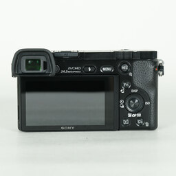 SONY α6000(ILCE-6000) SONY α6000(ILCE-6000)