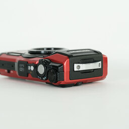 OLYMPUS Tough TG-5 レッド