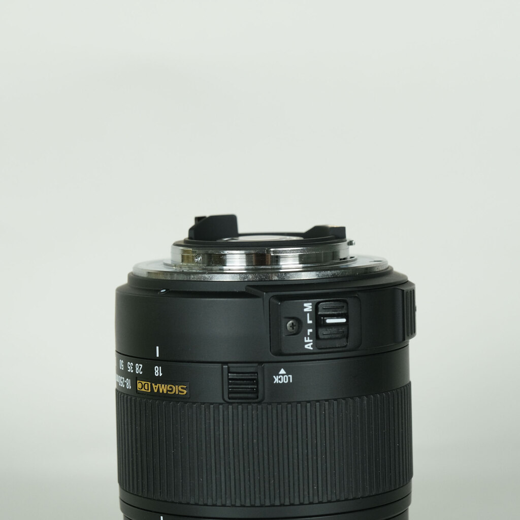 SIGMA 18-250mm F3.5-6.3 DC MACRO HSM (ペンタックス用)の出品 | ONE