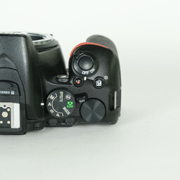 Nikon D5500 Nikon D5500