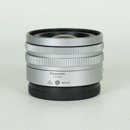 Panasonic LUMIX S 18-40mm F4.5-6.3