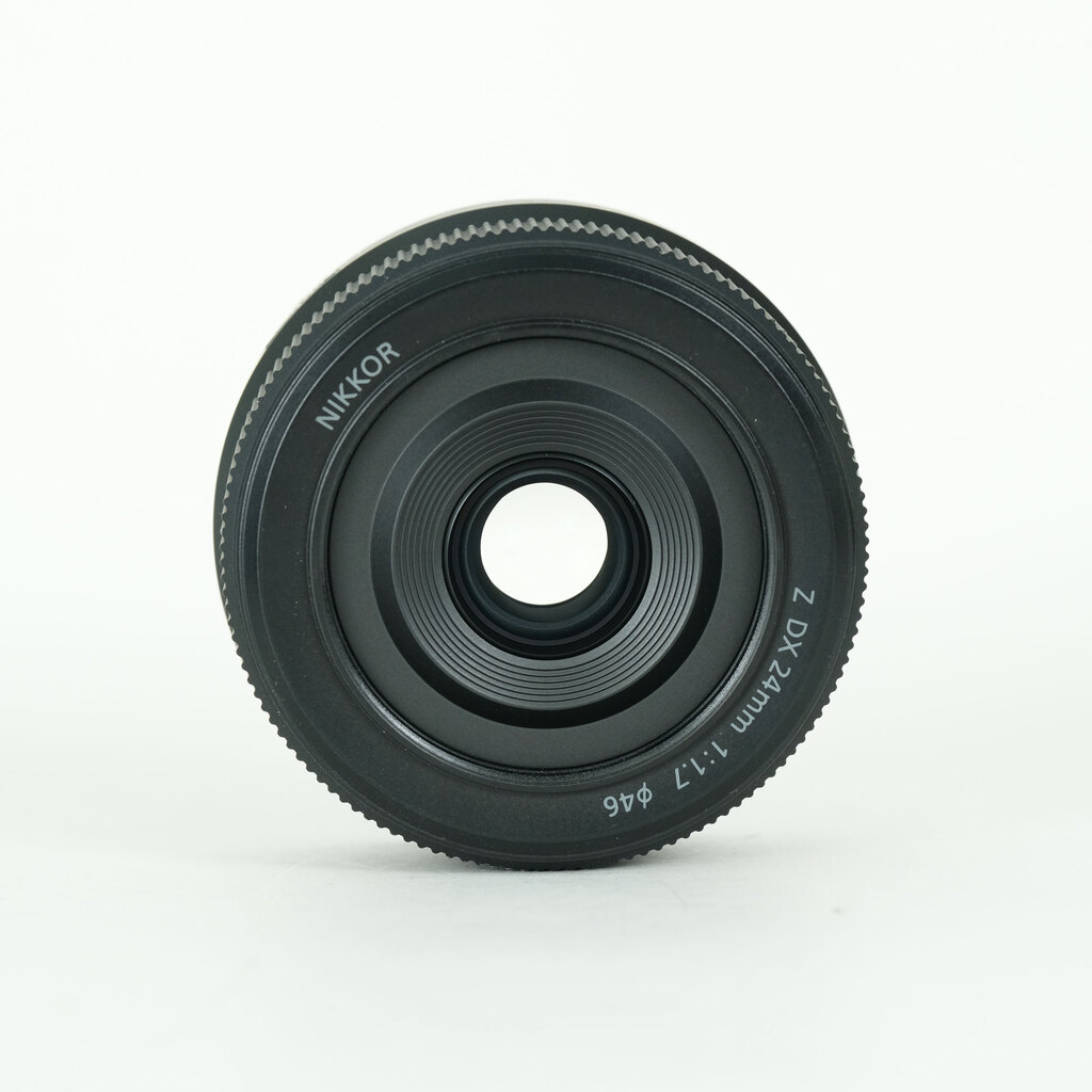 Nikon NIKKOR Z DX 24mm f/1.7の出品 | ONE SCENE（ワンシーン）