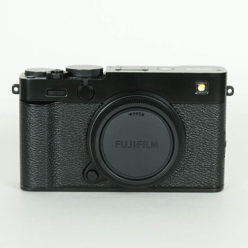 FUJIFILM X-E5