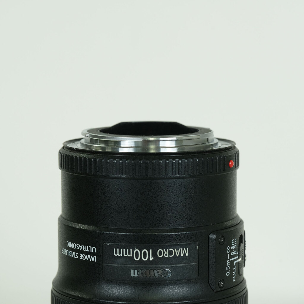 Canon EF100mm F2.8Lマクロ IS USM Canon EF100mm F2.8Lマクロ IS USM