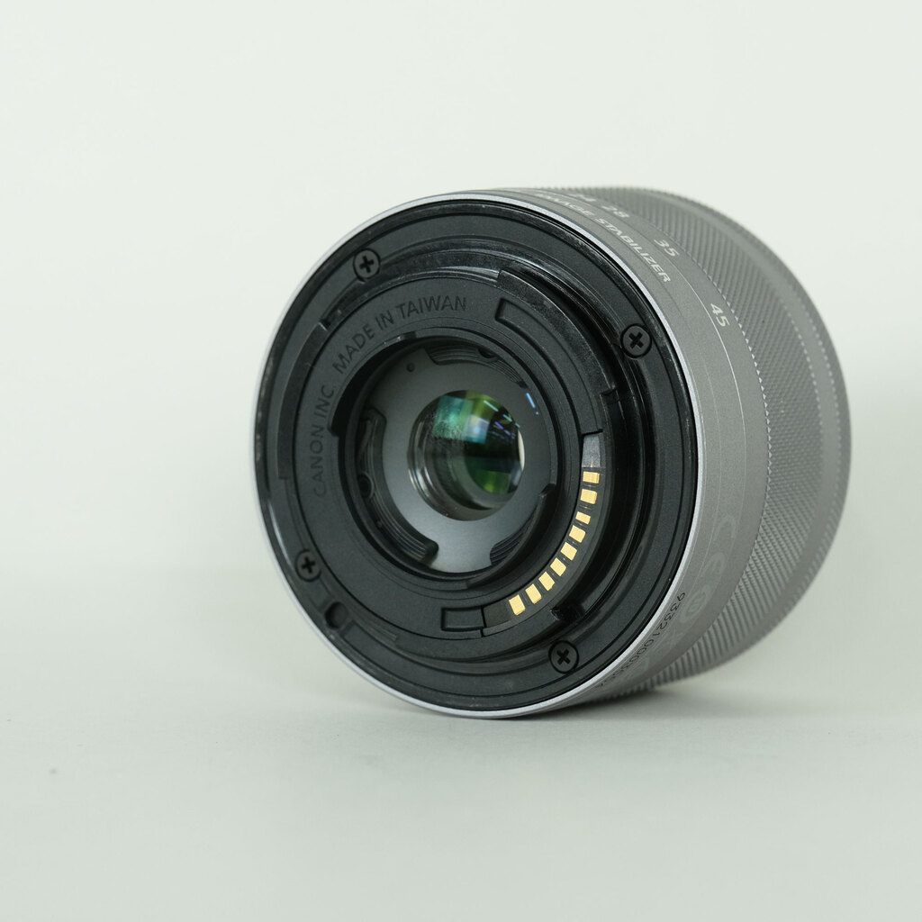 Canon EF-M15-45mm F3.5-6.3 IS STMの出品 | ONE SCENE（ワンシーン）