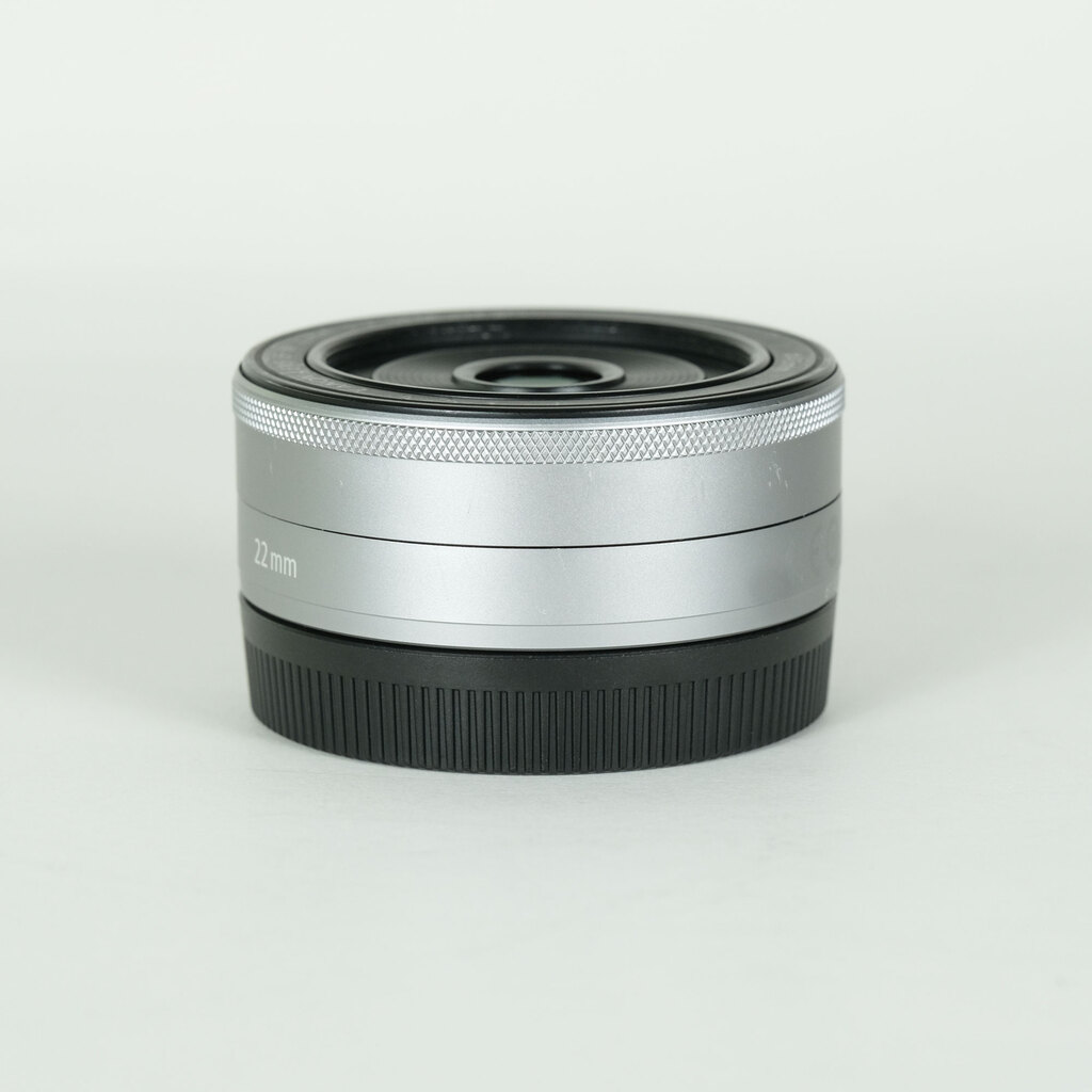 Canon EF-M22mm F2 STMの出品 | ONE SCENE（ワンシーン）