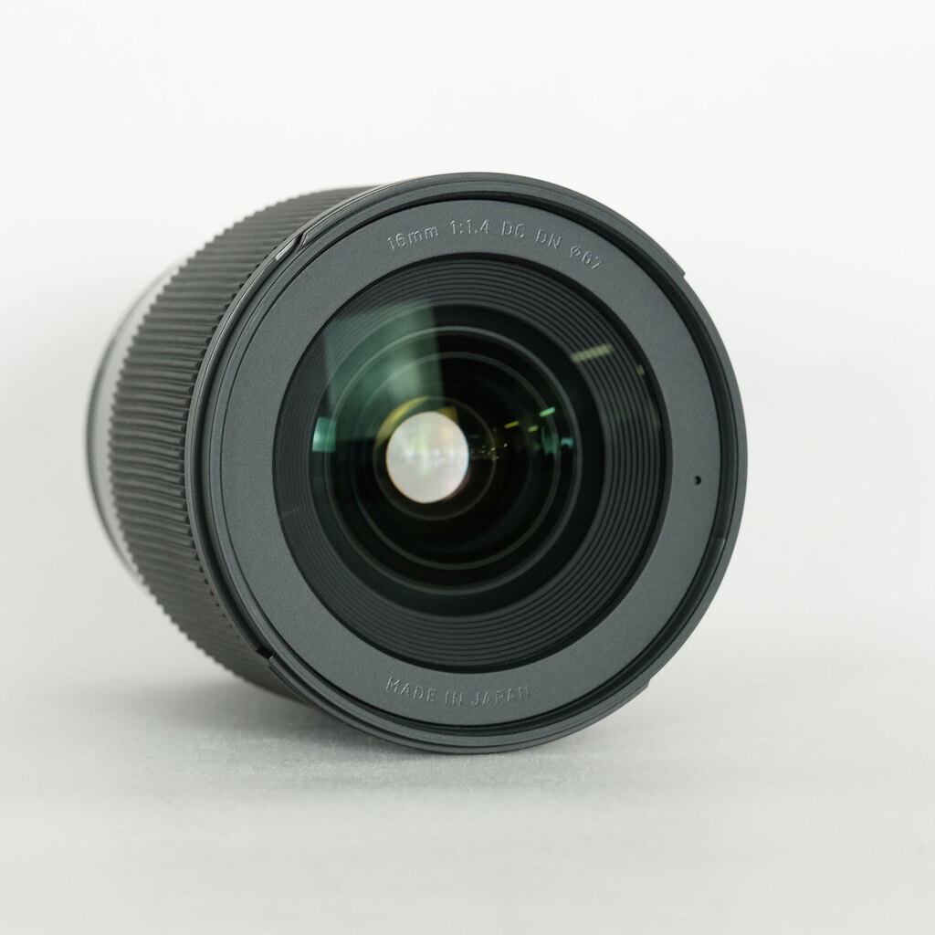 SIGMA 16mm F1.4 DC DN｜Contemporary [マイクロフォーサーズ用]