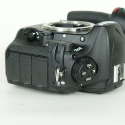 Nikon D500