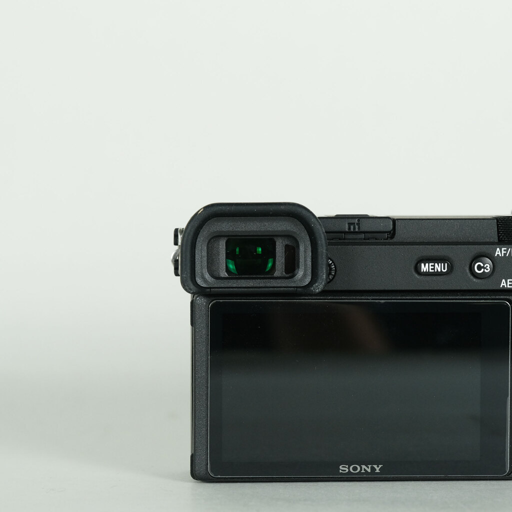SONY α6600（ILCE-6600）の出品 | ONE SCENE（ワンシーン）