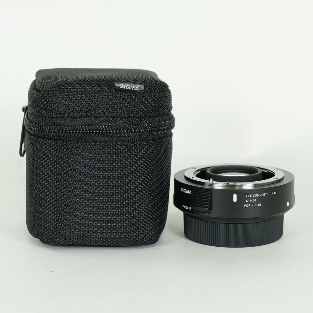 SIGMA Contemporary 150-600mm F5-6.3 DG 1.4xテレコンバーターキット (ニコンF用)