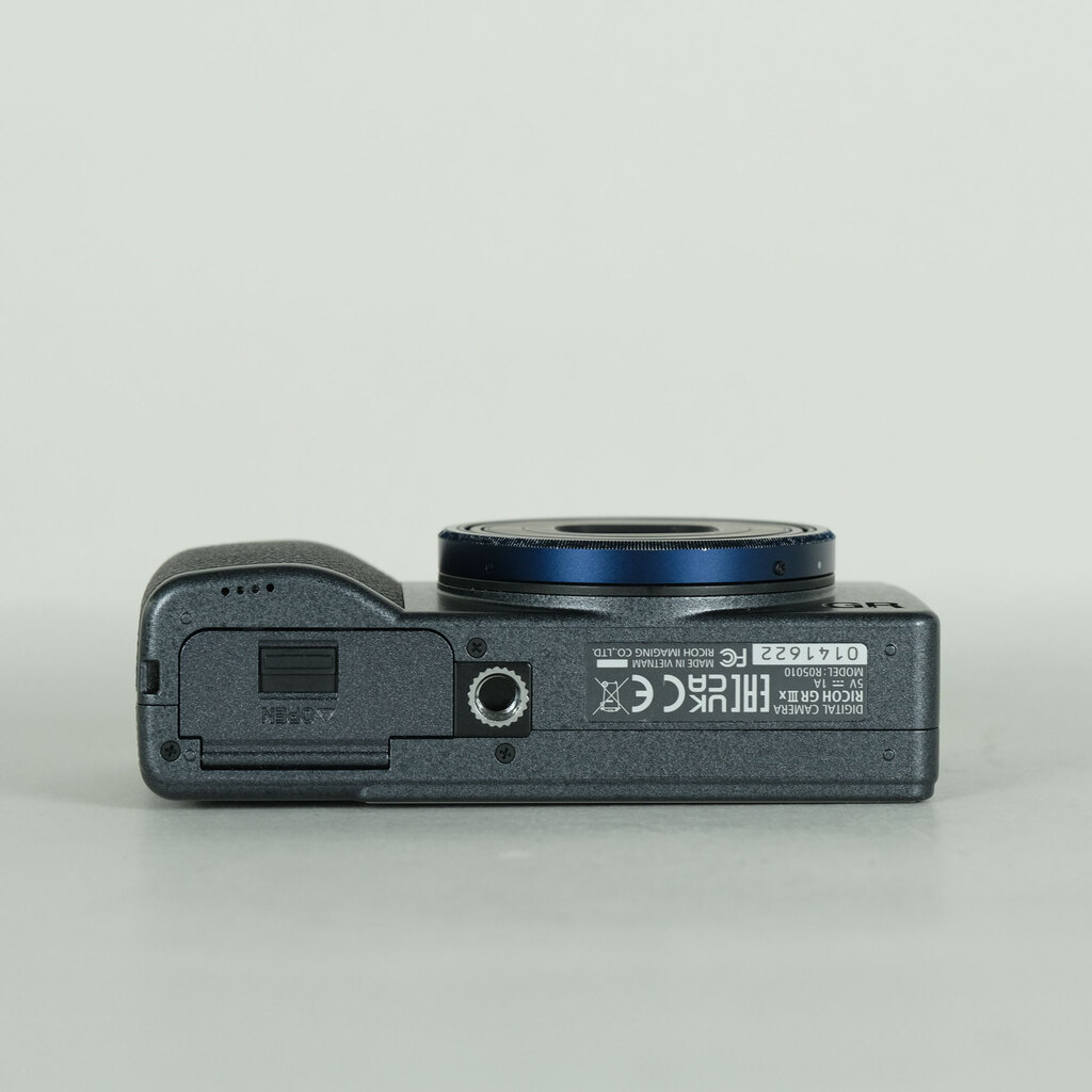 RICOH GR III （ジャンク品） RICOH GR IIIx Urban Editionの出品 | ONE SCENE（ワンシーン）
