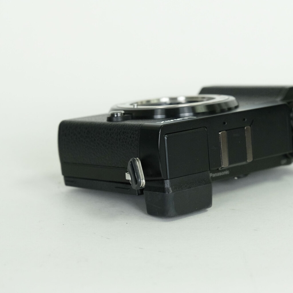 Panasonic LUMIX DC-GX7MK3 ブラック