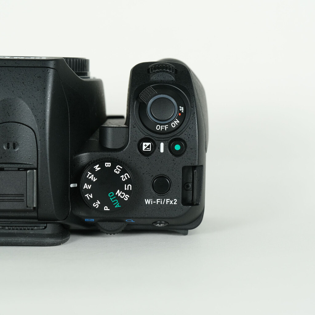 PENTAX KF