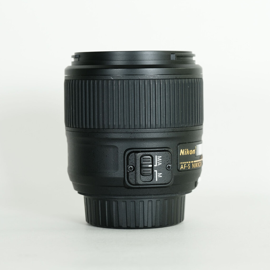 Nikon AF-S NIKKOR 35mm f/1.8G ED