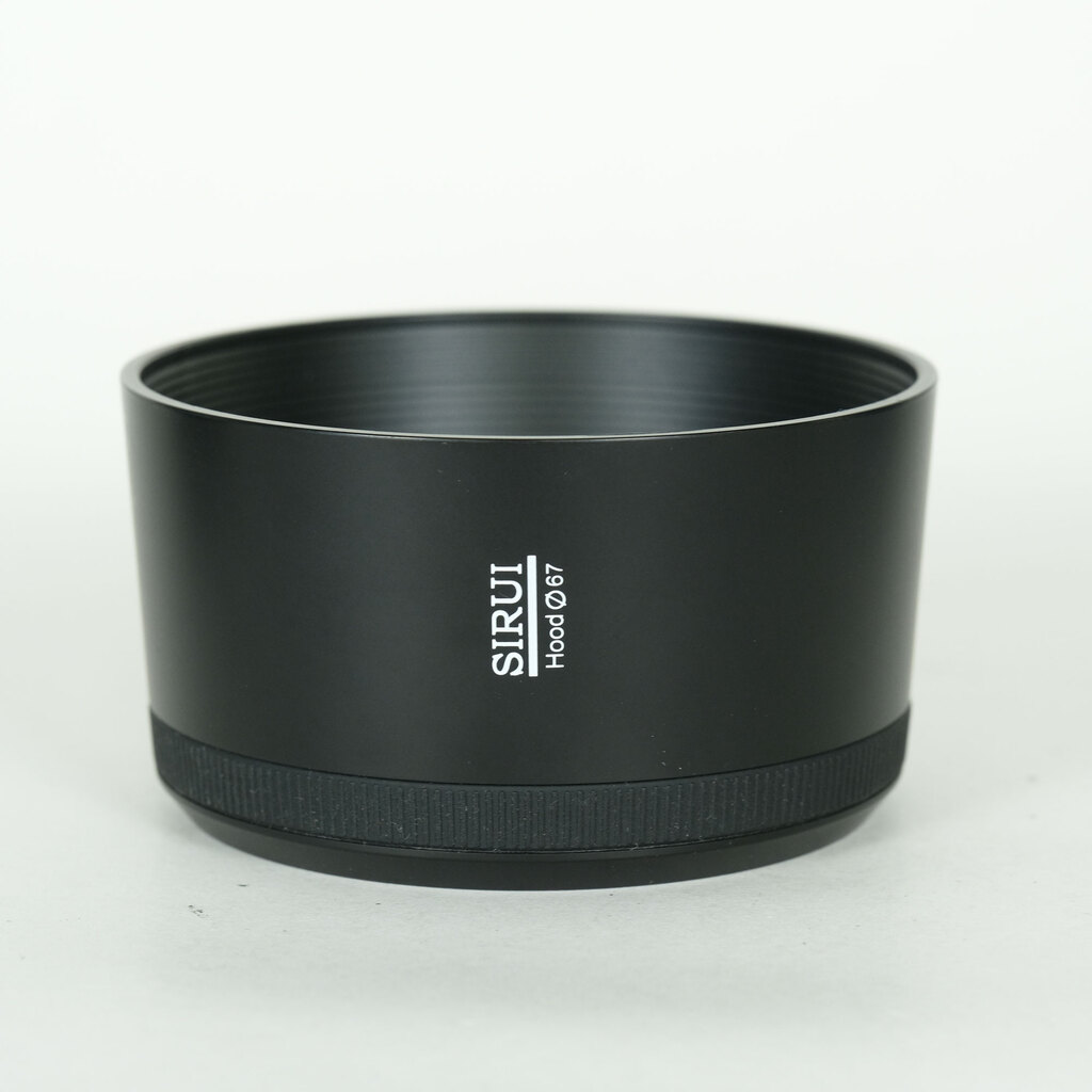 SIRUI AURORA 85mm F1.4 [ソニーE用]の出品 | ONE SCENE（ワンシーン）