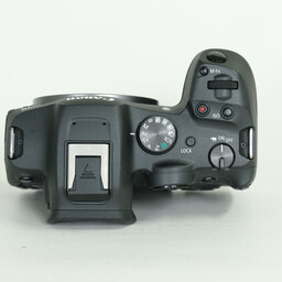 Canon EOS R7