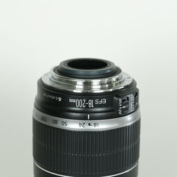 Canon EF-S18-200mm F3.5-5.6 IS