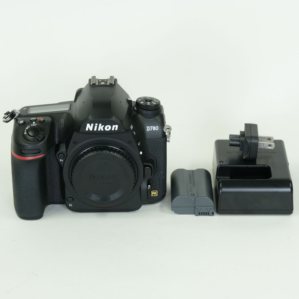 Nikon D780