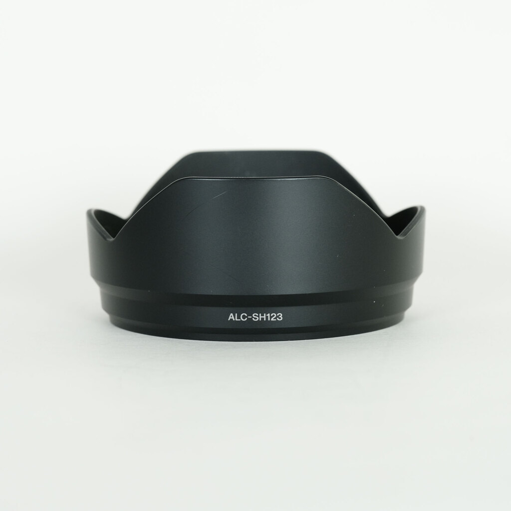 SONY E 10-18mm F4 OSS SEL1018