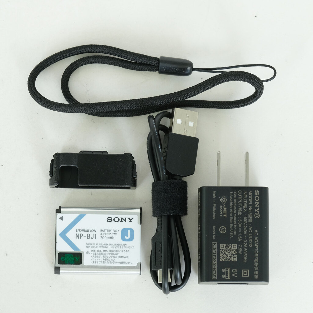 SONY Cyber-shot DSC-RX0M2