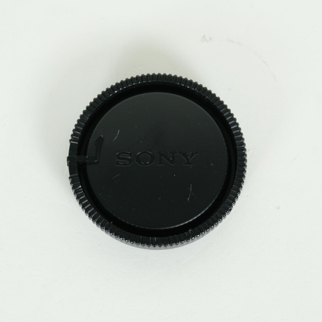 SONY Vario-Sonnar T* 24-70mm F2.8 ZA SSM SAL2470Z SONY Vario-Sonnar T* 24-70mm F2.8 ZA SSM SAL2470Z