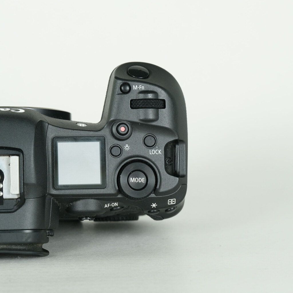 Canon EOS R5 Canon EOS R5