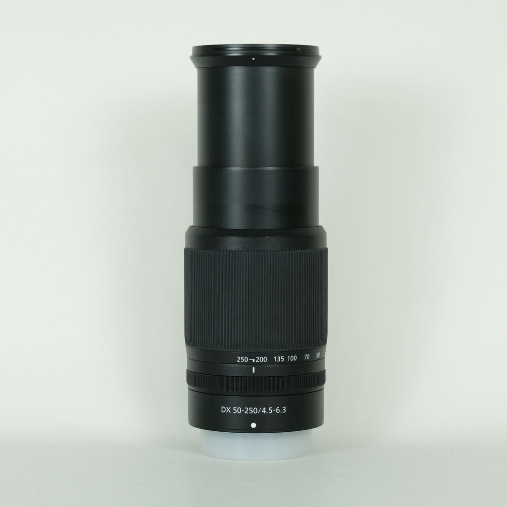 Nikon NIKKOR Z DX 50-250mm f/4.5-6.3 VR Nikon NIKKOR Z DX 50-250mm f/4.5-6.3 VR
