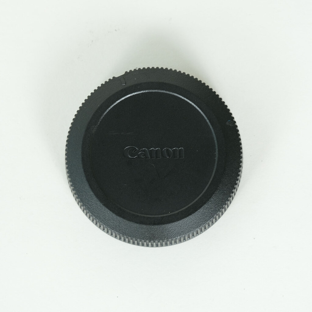 Canon RF-S 18-45mm F4.5-6.3 IS STM
