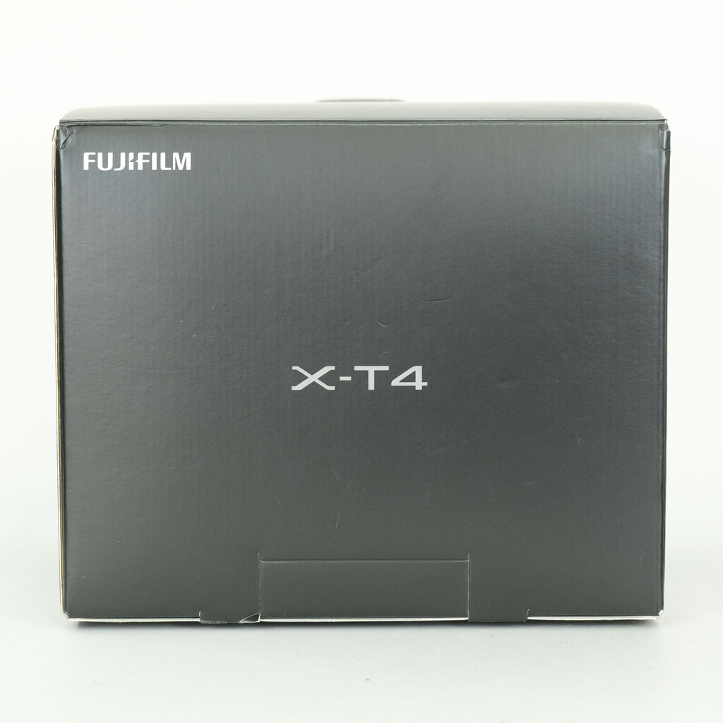 FUJIFILM X-T4