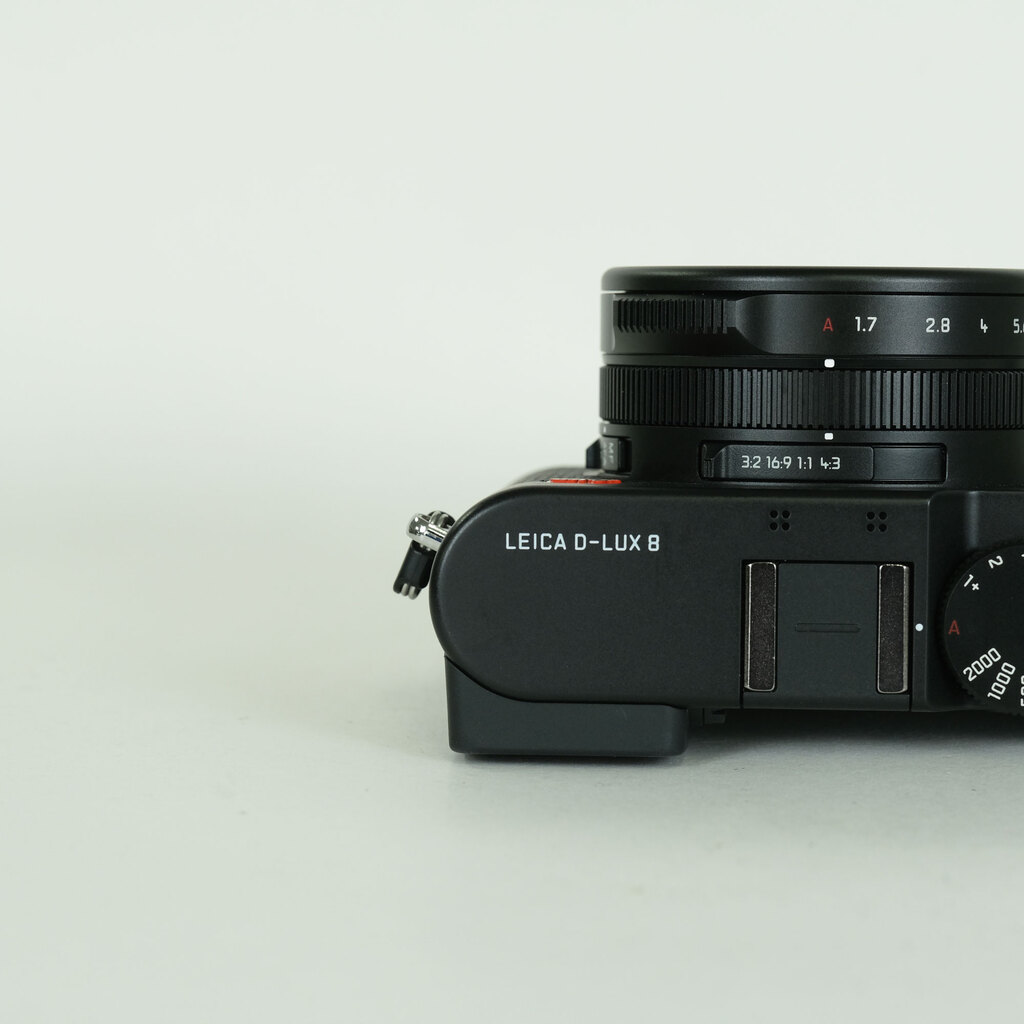 Leica D-LUX8