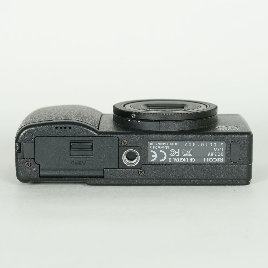 RICOH GR DIGITAL III