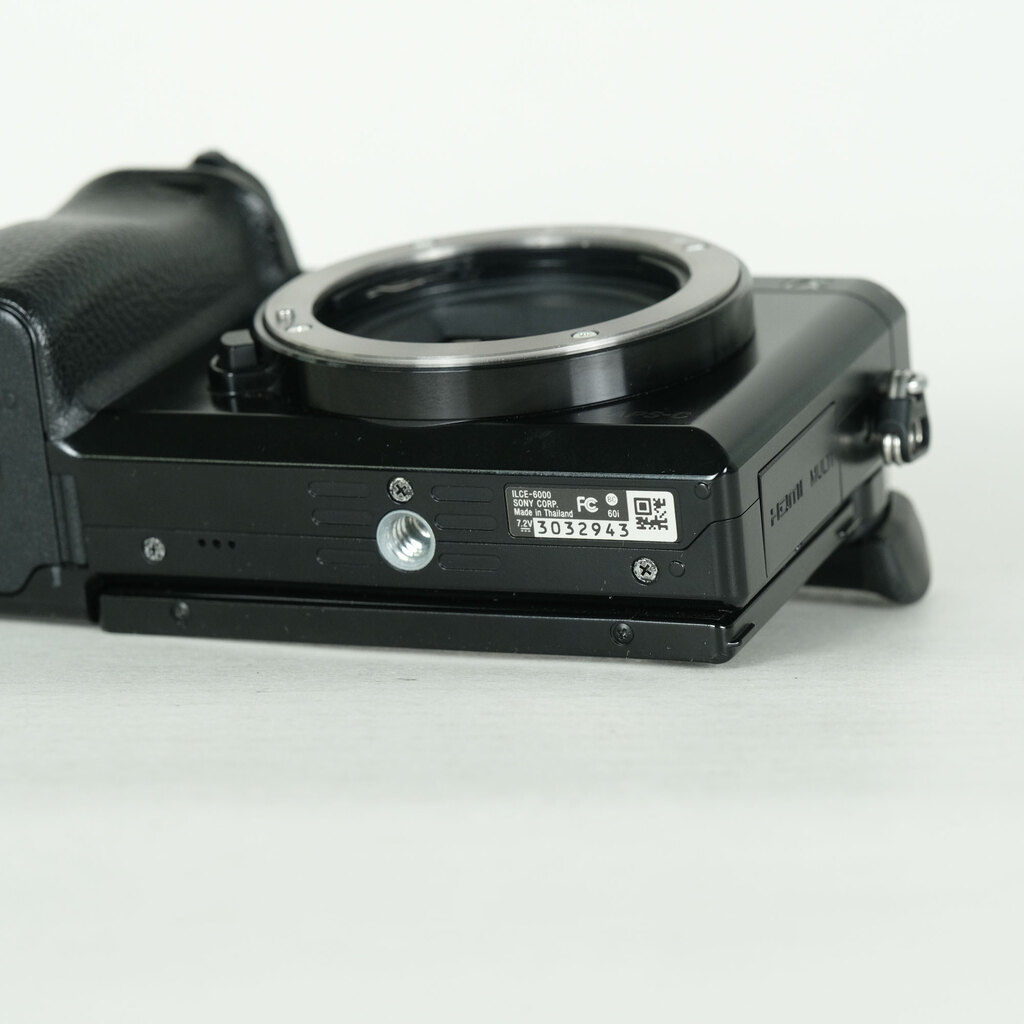 SONY α6000(ILCE-6000) SONY α6000(ILCE-6000)