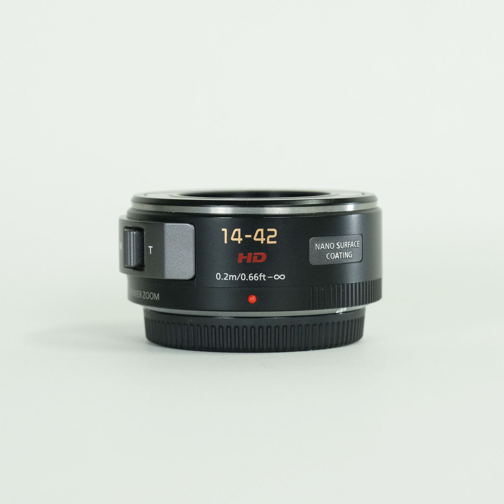 Panasonic LUMIX G X VARIO PZ 14-42mm / F3.5-5.6 ASPH. / POWER O.I.S. Panasonic LUMIX G X VARIO PZ 14-42mm / F3.5-5.6 ASPH. / POWER O.I.S.