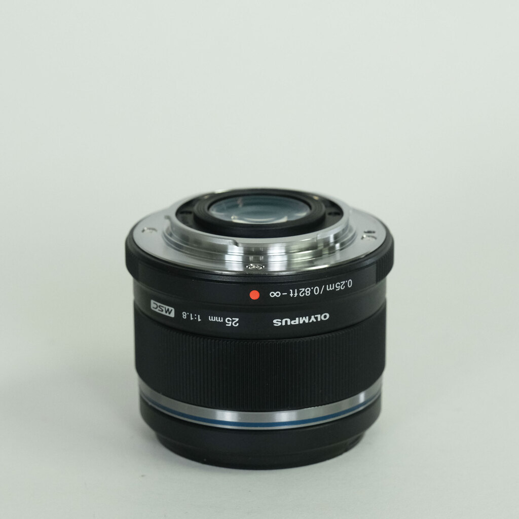 OLYMPUS M.ZUIKO DIGITAL 25mm F1.8 OLYMPUS M.ZUIKO DIGITAL 25mm F1.8