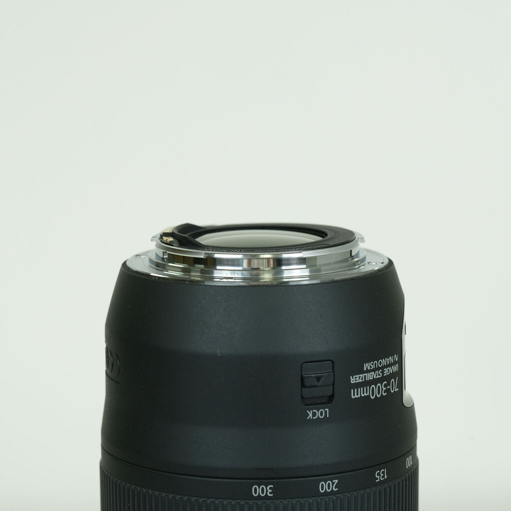 Canon EF70-300mm F4-5.6 IS II USM Canon EF70-300mm F4-5.6 IS II USM